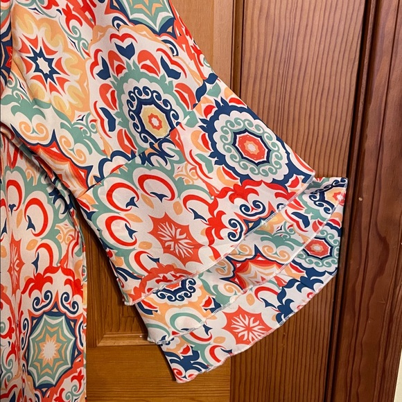 Colorful Patterned Women's Top - Picture 3 of 3